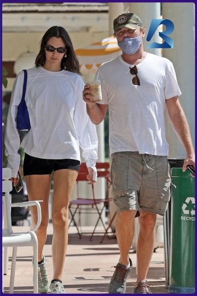 Leonardo Dicaprio with Vittoria Ceretti publically